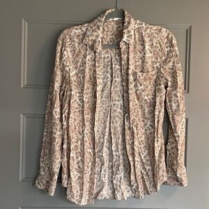 Beachlunchlounge Cream and Pink Patterned Blouse